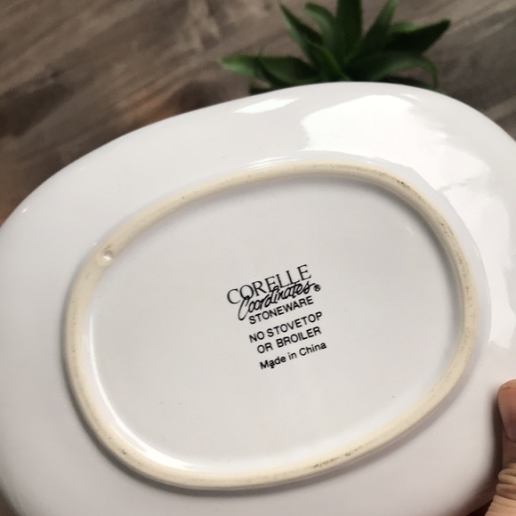 Corelle Dining Vintage Corelle Gravy Boat And Saucer Poshmark